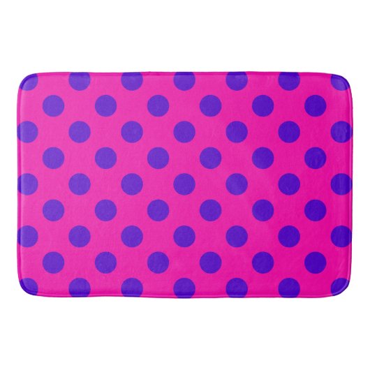 Blaue Polka-Punkte auf Fuchsia Badematte (Vorderseite)