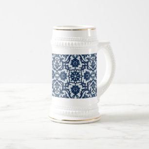Blaue portugiesische Azulejos Blumenfliesenmuster Bierglas