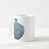 Blaue Porzellanvase Gravierte Tasse (Vorderseite Links)