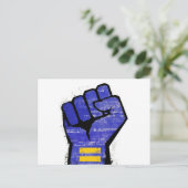 Blaue Protestfaust Postkarte (Stehend Vorderseite)
