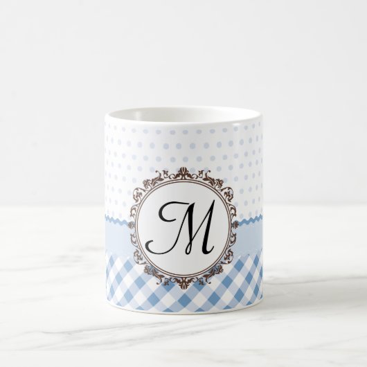 Blaue Punkte, Karos und Streifen mit Monogramm Kaffeetasse (Mittel)