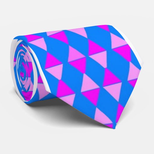 Blaue Pyramiden Krawatte (Gerollt)
