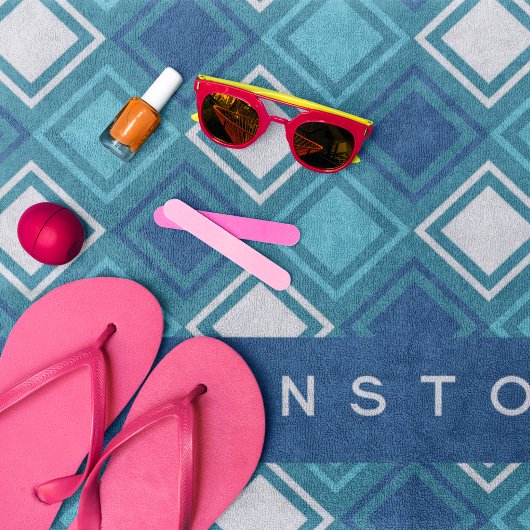 Blaue Quadrate für individuelles Strandtuch