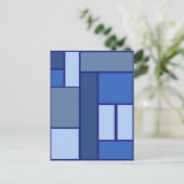 Blaue Quadrate in einem geometrischen Muster Postkarte (Stehend Vorderseite)