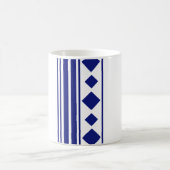 Blaue Quadrate und Linien Kaffeetasse (Mittel)