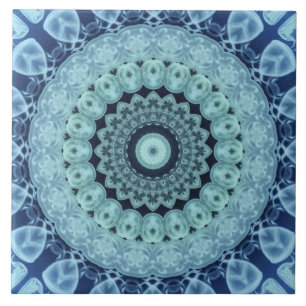 Blaue Qualle Mandala Ozean-Inspirierte Symmetrie Fliese