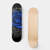 Blaue raue Rose Graffiti-Kunst • Städtische Straße Skateboard (Vorderseite)