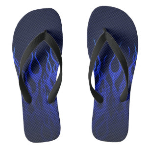 Blaue Rennflammen auf Kohlefaserdruck Badesandalen