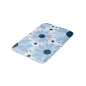 Blaue Retrofarben und dunkelblaue Punkte Badematte (Schrägansicht)