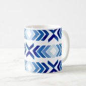Blaue Rhombus-Pfeile Wasserfarbmuster Kaffeetasse (VorderseiteRechts)