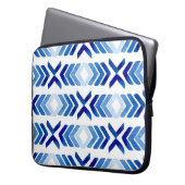 Blaue Rhombus-Pfeile Wasserfarbmuster Laptopschutzhülle (Vorderseite Links)