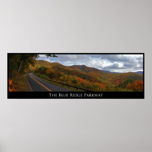 Blaue Ridge-Allee im Fall Poster