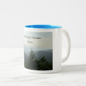 Blaue Ridge Mountains, Virginia Zweifarbige Tasse (VorderseiteRechts)
