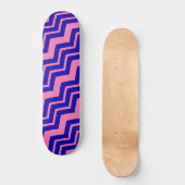 Blaue Rosa Chevron-Zickzack-Design  Skateboard (Vorderseite)