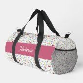 Blaue rosa Wildblumen Wasserfarbe-Monogramm-Name  Duffle Bag (Rechte Ecke)