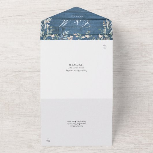 Blaue Rustikale Holz Blumengrün Kaskade Hochzeit All In One Einladung (Außenbereich)