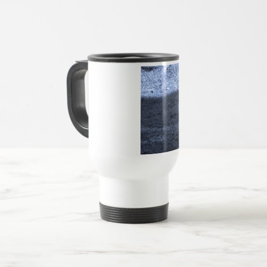 Blaue Schafe und Weiße Mutterschafe Reisebecher (Vorderseite Links)