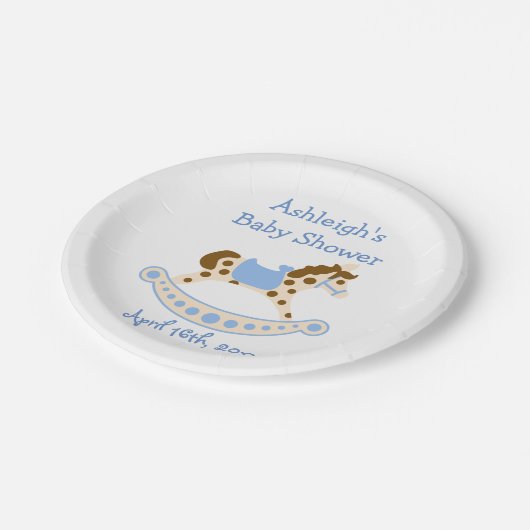 Blaue Schaukelpferd-Babyparty Pappteller (Schrägansicht)