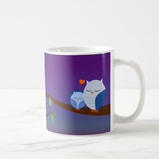 Blaue schläfrige Eulen-personalisierte Tasse (Rechts)