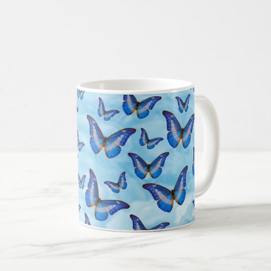 Blaue Schmetterlinge Kaffeetasse (VorderseiteRechts)