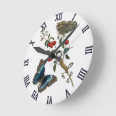 Blaue Schmetterlinge und rote Früchte Runde Wanduhr (Winkel)