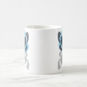Blaue Schmetterlingsmagie. Kaffeetasse (Mittel)
