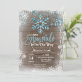 Blaue Schneeflocke ist unterwegs Babydusche Einladung (Stehend Vorderseite)