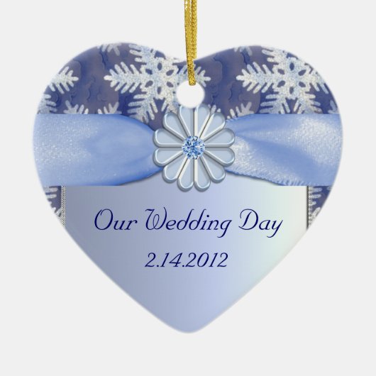 Blaue Schneeflocke-Kristallfeier Keramik Ornament (Vorne)