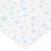 Blaue Schneeflocken auf Weiß Tischdecke (Schrägansicht)
