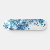 Blaue Schneeflocken Digitale Kunst Skateboard (Horizontal)