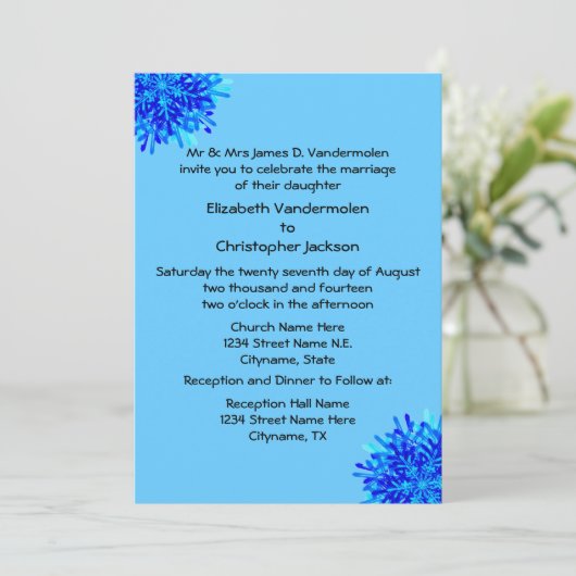 Blaue Schneeflocken Einladung (Stehend Vorderseite)