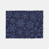 Blaue Schneeflocken Fleecedecke (Vorderseite (Horizontal))