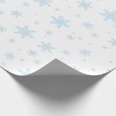 Blaue Schneeflocken in Weiß Geschenkpapier (Ecke)