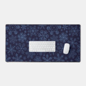 Blaue Schneeflocken Schreibtischunterlage (Tastatur & Maus)