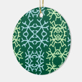 Blaue Schneeflocken Weihnachtsmuster Schneemuster Keramik Ornament (Links)