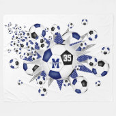 Blaue schwarze Fußballbälle Stars Mädchen nennen Fleecedecke (Vorderseite (Horizontal))