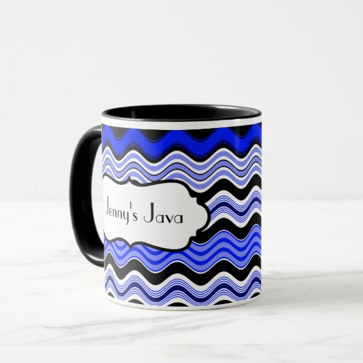 Blaue, schwarze, weiße Streifen - personalisierte Tasse (Vorderseite Links)