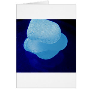 Blaue Seeglas-Reflexionen