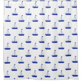 Blaue Segelboote auf Weiß Duschvorhang (Vorderseite)