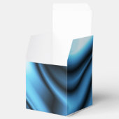 Blaue Seidenwelle Geschenkschachtel (Geöffnet)