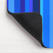 Blaue senkrechte Streifen Mousepad (Ecke)