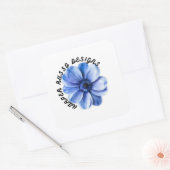 Blaue Serenity-Blumenkunst Quadratischer Aufkleber (Umschlag)