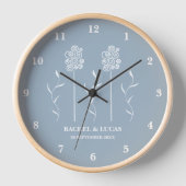 Blaue Silberne Minimalistische, rund blumige Mauer Uhr (Vorderseite)