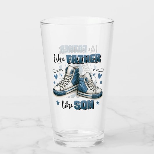 Blaue Sneakers wie Vater, wie Sohn Glas (Rückseite)