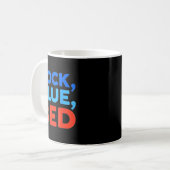 Blaue Socke Bett Lustiges Meme Kaffeetasse (Vorderseite Links)