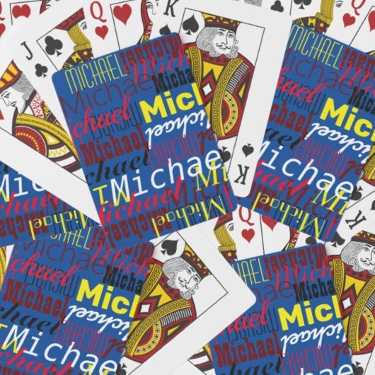 Blaue Spielkarten mit Namen in Farben