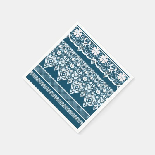 Blaue Spitzentypen. Serviette (Ecke)