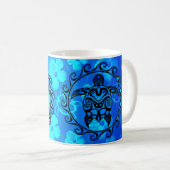 Blaue Stammes- Schildkröte Sun Kaffeetasse (VorderseiteRechts)