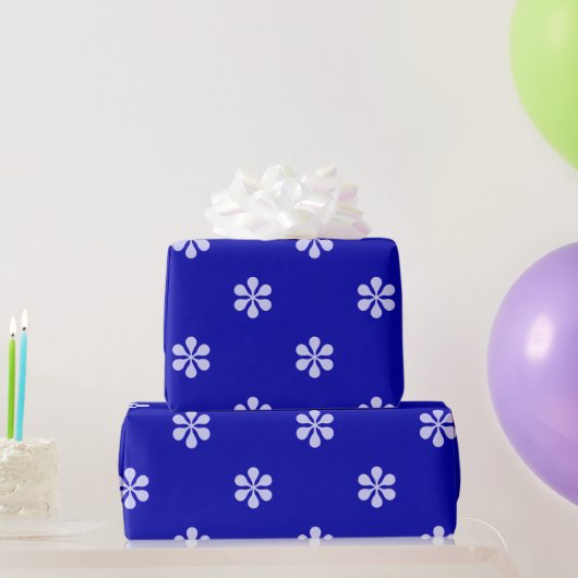 Blaue Sterne Einfache Minimal Geschenkpapier (Partygeschenke)