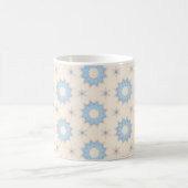 Blaue Sternenexplosion-Geometrie Kaffeetasse (Mittel)